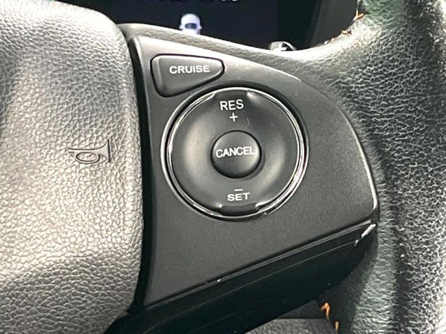 �y�N���[�Y�R���g���[���z�������H�����N���N���s�B�A�N�Z���𗣂��Ă���葬�x�ő��s���ł��A�������^�]���̕��S���y��!�����E�������ȒP�ȃX�C�b�`����Œ����ł��܂��B