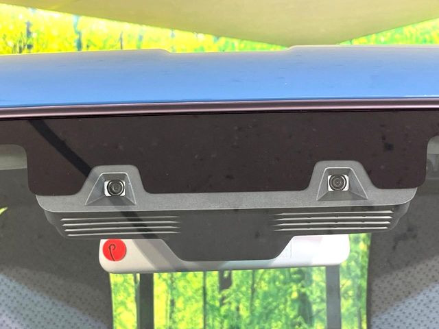 【スズキ セーフティサポート】走行中に前方の車両等を認識し、衝突しそうな時は警報とブレーキで衝突回避と被害軽減をアシスト。より安全にドライブをお楽しみいただけます。