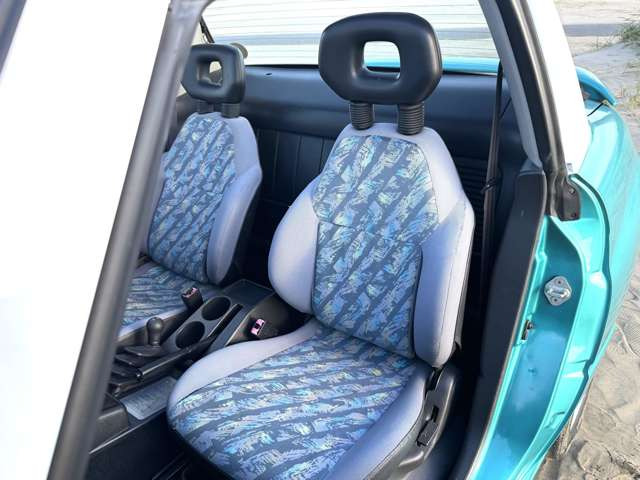 �����̒��A���[�t�����������ԂŃr�[�`���C���𑖂�΃W�F�l���b�N�A�����J�̊����ł��B�S�n�ǂ����ɓ�������Y��ȊC�����ڂɑ���΁A���̓��͉����v��Ȃ��ł���!