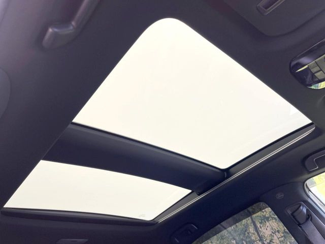 �y�K���X���[�t�z��^�̃K���X���[�t���ڂŎԓ��̉��������C�ɃA�b�v!�J���I�ȃh���C�u�����y���݂��������܂��B