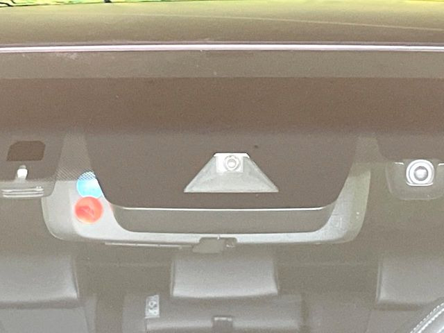 �y�g���^�Z�[�t�e�B�Z���X�z���s���ɑO���̎ԗ�����F�����A�Փ˂������Ȏ��͌x��ƃu���[�L�ŏՓˉ���Ɣ�Q�y�����A�V�X�g�B�����S�Ƀh���C�u�����y���݂��������܂��B