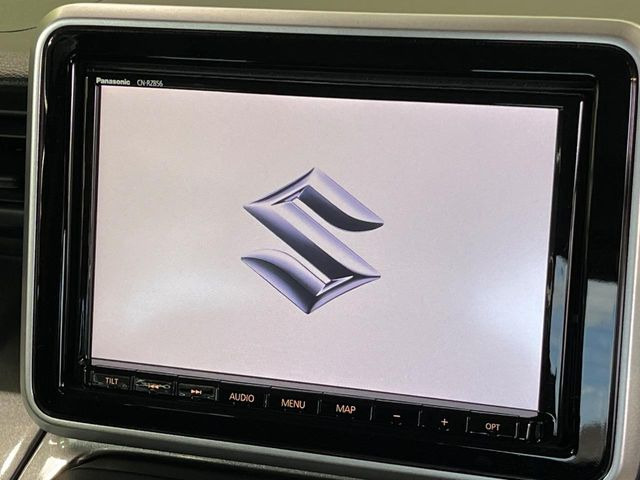 �y����8�^�i�r�z�l�C�̏����i�r�𑕔����Ă���܂��B�i�r�̎g���₷���͂������A�I�[�f�B�I�@�\���[��!�L�����v�◷�s�͂������A�ʋ΂┃�����ȂǕ��i�̃h���C�u���y�����Ȃ�͂���