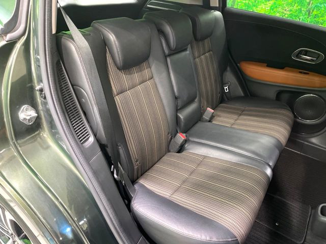 �y�n�[�t���U�[�V�[�g�z�������ƍ���S�n�𗼗������l�C�̃V�[�g���w�ʁE���ʂ̃t�@�u���b�N�f�ނ́A�ʋC���̗ǂ��⊊��ɂ����ɗD��Ă��܂��B�C���╞���ɍ��E���ꂸ���K�ɂ���肢�������܂��B