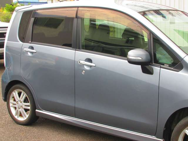 �{�������������肪�Ƃ��������܂��B������̎ԗ��f�ڒ��݌ɂ���!!�����X�̍ۂ͂��A�����肢�v���܂��B