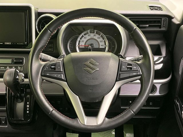 �y�����v�����X�e�A�����O�z�㎿�Ȋv���g�p���邱�ƂŁA��ɂ����������݂ƂĂ��^�]���₷���n���h���ł���