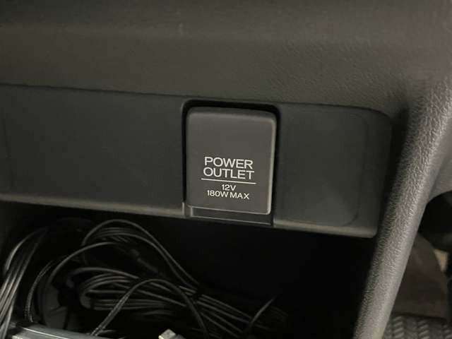 お車の機能や安全装備に関して気になる方は、ぜひ一度ご来店ください!その場でスタッフがご説明可能です!