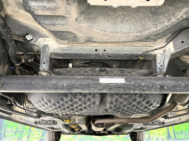 下回りがきれいなうちに、防錆加工の施工がオススメ。降雪地域はもちろん、沿岸部にお住いの方や、趣味でマリン・ウィンタースポーツをされる方にご好評いただいております。