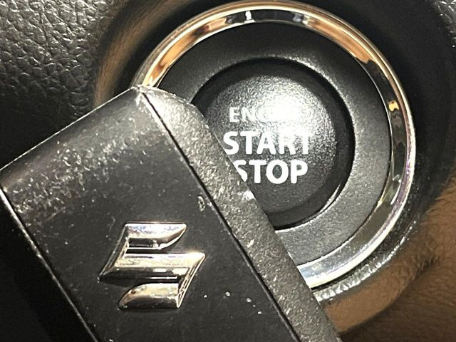 �y�L�[���X�X�^�[�g�V�X�e���z�J�o����|�P�b�g�ɓ��ꂽ�܂܂ł��h�A�̎{���E�������\�ȃX�}�[�g�L�[�𑕔��B�G���W���̃I���E�I�t�����J�M�����o���K�v����������Ƃ��Ă��֗��ł���