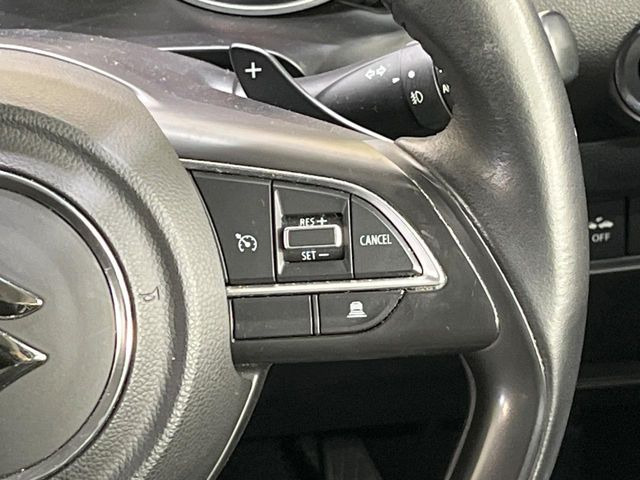 �y�N���[�Y�R���g���[���z�������H�����N���N���s�B�A�N�Z���𗣂��Ă���葬�x�ő��s���ł��A�������^�]���̕��S���y��!�����E�������ȒP�ȃX�C�b�`����Œ����ł��܂��B