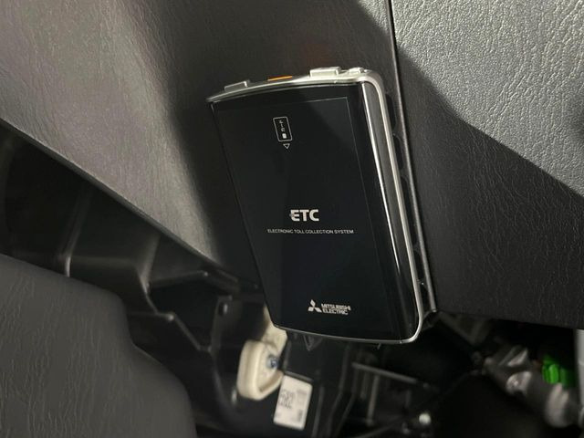 【ETC】高速道路の料金所をストレスなく通過!話題のスポットやサービスエリアに多い「スマートIC」利用時は必須のアイテムです。当店でセットアップを実施、ご納車当日からすぐにご利用いただけます!