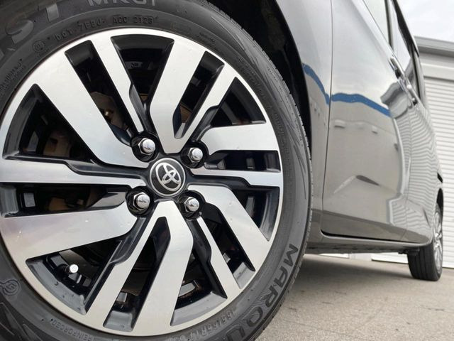 【純正14インチアルミホイール】外観にマッチした純正アルミホイールを装着しております。各種社外アルミホイールや、スタッドレスタイヤも取扱いしております。是非ご相談ください♪