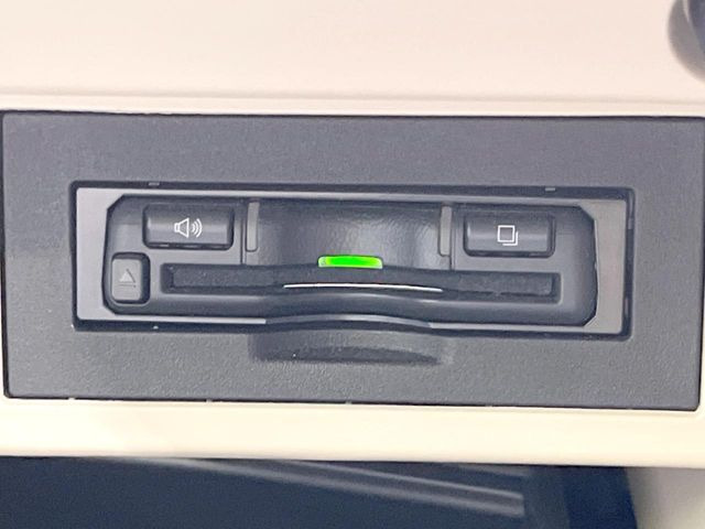 【ETC】高速道路の料金所をストレスなく通過!話題のスポットやサービスエリアに多い「スマートIC」利用時は必須のアイテムです。当店でセットアップを実施、ご納車当日からすぐにご利用いただけます!