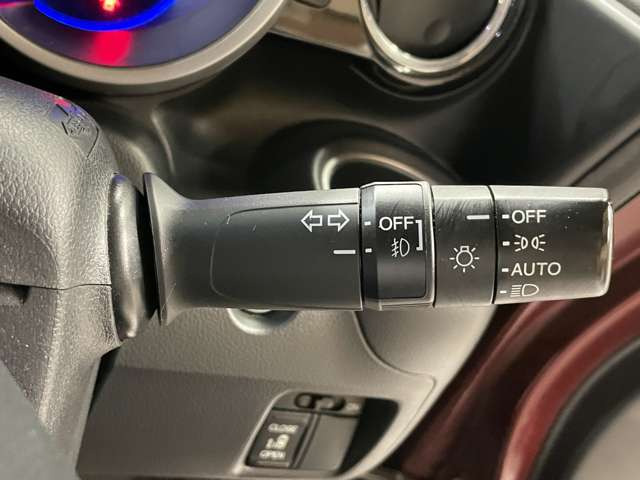 運転席周りに大きな傷、汚れ、へたりなどなく良質な状態です!