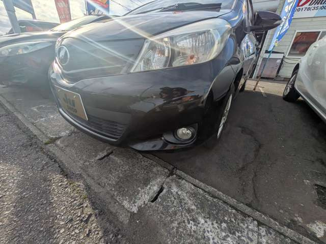 ヴィッツ1.3 F 4WD