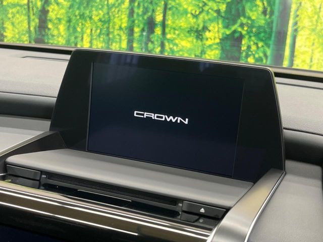 【メーカーナビ】ナビゲーション機能はもちろん、多彩なメディアを大画面でお楽しみいただけます。フルセグTV、ミュージックサーバー、Bluetooth接続、ブルーレイ再生も可能!