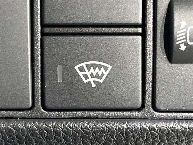 【寒冷地仕様】冬場の冷え込みが厳しい地域や降雪地域にお住いの方はもちろん、スキーやスノボなどウィンタースポーツを楽しみたい方には必須の装備!あるのと無いのでは安心感が違います!