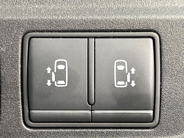 �y�����p���[�X���C�h�h�A�z�X�}�[�g�L�[��^�]�Ȃ̃X�C�b�`�Ō�ȗ����X���C�h�h�A�̊J���\���d��������͂����ăh�A���J����K�v�������A�����Ȃ��q�l�ł��ȒP�ɊJ���߂ł����K�ł���