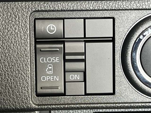 �^�]�Ȃɂ��Ȃ���{�^���𒷉�������ƍ����㕔�h�A���J�ł��܂�!