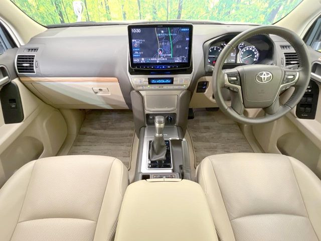 グループ総在庫数約30,000台!!全国の系列店からメーカー・車種問わずご紹介出来るので、あなたにピッタリのお車が見つかるはずです♪まずはお問い合わせ下さい☆