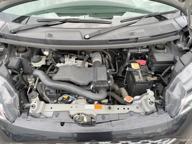 親切・丁寧な専門メカニックスタッフが応対!・車検・点検整備・事故等の修理などアフターサービスも安心。お車のカスタマイズもネクステージのサービススタッフまでご相談ください!