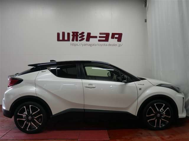 C-HRハイブリッド 1.8 S GR スポーツ