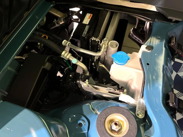 親切・丁寧な専門メカニックスタッフが応対!・車検・点検整備・事故等の修理などアフターサービスも安心。お車のカスタマイズもネクステージのサービススタッフまでご相談ください!