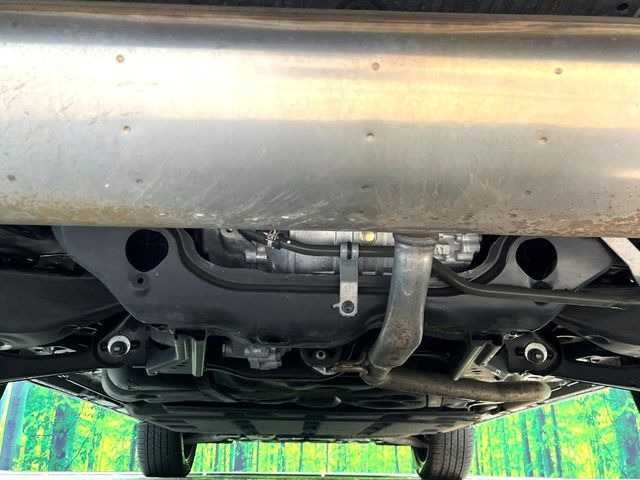 下回りがきれいなうちに、防錆加工の施工がオススメ。降雪地域はもちろん、沿岸部にお住いの方や、趣味でマリン・ウィンタースポーツをされる方にご好評いただいております。