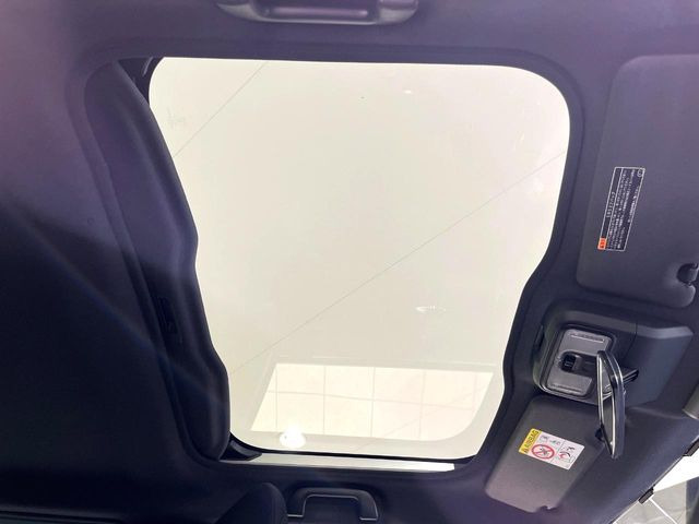 �y�K���X���[�t�z�K���X���[�t���ڂŎԓ��̉��������C�ɃA�b�v!�J���I�ȃh���C�u�����y���݂��������܂��B