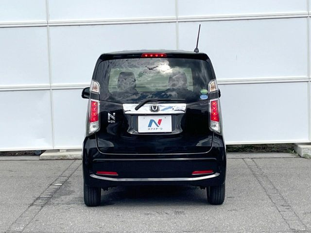 安心の最長10年・走行無制限保証(有償)をご用意。保証内容も充実はもちろん、無料点検&オイル交換や、年中無休の全国・24時間ロードサービスも付帯されておりますのでご安心下さい。