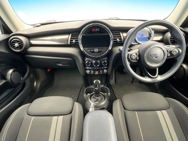 �A���ԃO���[�v���݌ɐ���2,000��!�S���̌n��X���烁�[�J�[�E�Ԏ��킸���Љ�o����̂ŁA���Ȃ��Ƀs�b�^���̂��Ԃ�������͂��ł���܂��͂��₢���킹��������