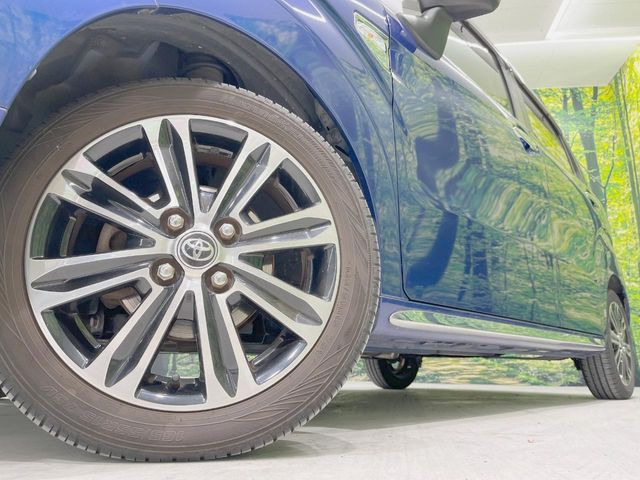 【純正15インチアルミホイール】外観にマッチした純正アルミホイールを装着しております。各種社外アルミホイールや、スタッドレスタイヤも取扱いしております。是非ご相談ください♪