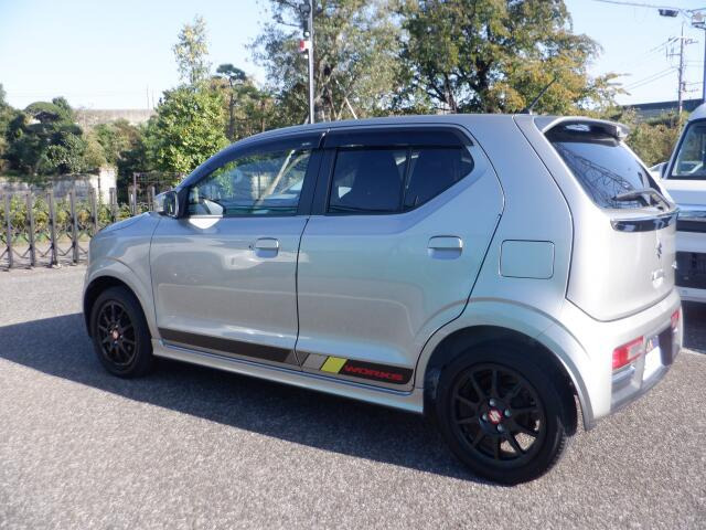 ���Ԃ̕��́A��֓� �u���C���^�[IC�v�~��Ă���