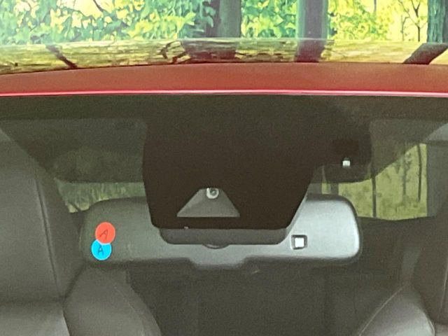 �y�v���N���b�V���Z�[�t�e�B�z�O���̎ԗ��������m���A�Փ˂������Ȏ��͌x��Œ��ӂ𑣂��A�u���[�L�𓥂ޗ͂��T�|�[�g�B�u���[�L�𓥂߂Ȃ������ꍇ�͏Փ˔�Q�y���u���[�L���쓮�A�Փˉ�����T�|�[�g���܂��B