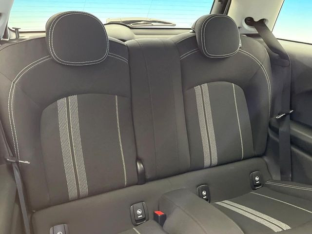 ���㕔���Ȃ��C�ɂȂ�悤�ȃL�Y�E�����ւ��蓙�A�傫�ȃ_���[�W�͂Ȃ��A�ǍD�ȏ�Ԃł��B