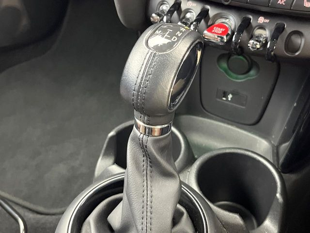 ��MT���[�h�t��AT:�ʏ�͎����ł����Ȃ���ϑ�(�M�A�`�F���W)���h���C�o�[�̑���ɂ���ĈӐ}�I�ɕς�����V�X�e���ł��B����w���i�̃h���C�u�����y���݂��������܂�!