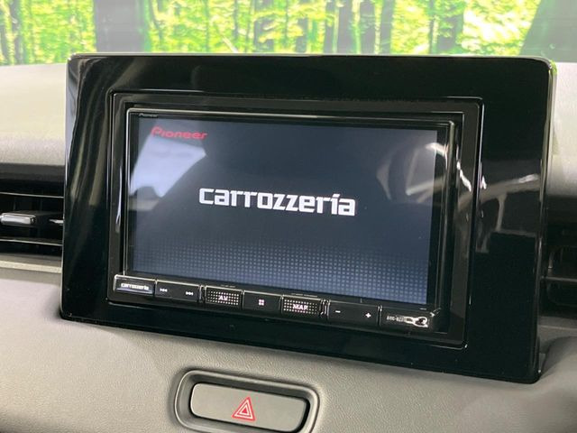 【ナビゲーション】目的地までしっかり案内してくれる使いやすいナビ。Bluetooth接続すればお持ちのスマホやMP3プレイヤーの音楽を再生可能!毎日の運転がさらに楽しくなります!!