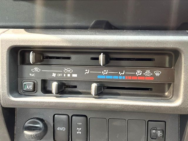 �����~�������Ă��S�Ȃɉ��K�ȋ󒲂�͂��Ă����A�_�C�������G�A�R���𑕔���