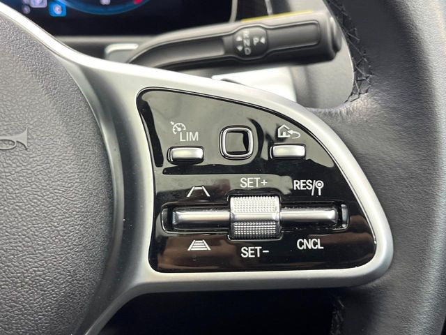 ���f�B�X�g���j�b�N�v���X:�s�s�A�x�O�A�������H�Ȃǂ̑��s���ɁA�X�e���I�}���`�p�[�p�X�J�����ƃ��[�_�[�Z���T�[�ɂ��A�O���Ԃ�F�����đ��x�ɉ������Ԋԋ������ێ����鎟����̃N���R��!