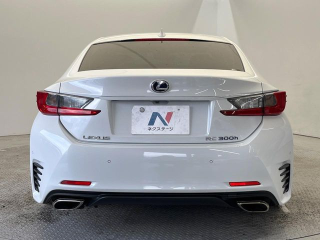 安心の最長10年・走行無制限保証(有償)をご用意。保証内容も充実はもちろん、無料点検&オイル交換や、年中無休の全国・24時間ロードサービスも付帯されておりますのでご安心下さい。