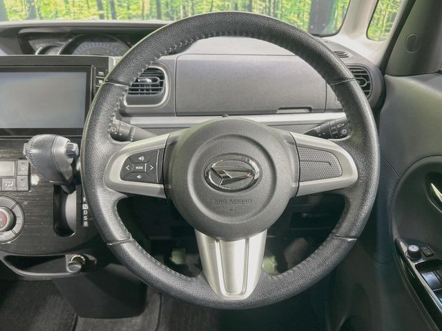 �y�X�e�A�����O�X�C�b�`�z�^�]���A�O������ڐ������炷���ƂȂ��A�I�[�f�B�I���̑��삪�\�ȕ֗��@�\!���S&���K�ȃh���C�u�����o���Ă���܂���