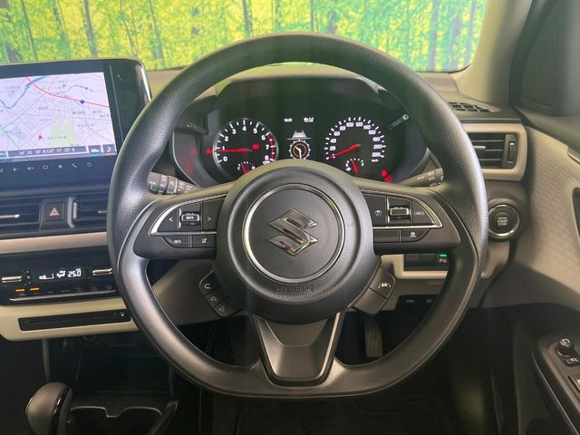 �y�����v�����X�e�A�����O�z�㎿�Ȋv���g�p���邱�ƂŁA��ɂ����������݂ƂĂ��^�]���₷���n���h���ł���