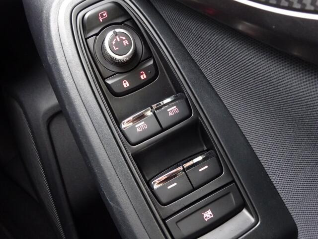 �d���i�[�h�A�~���[�A�S�ȃp���[�E�B���h�[�d�l�ł��B