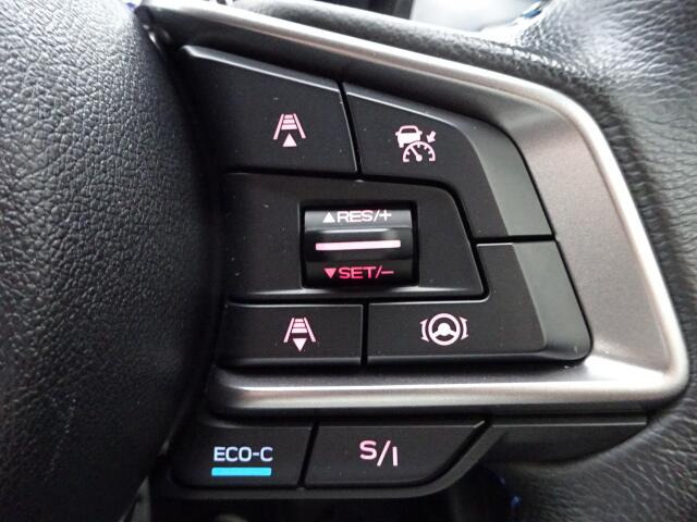 �X�e�A�����O�X�C�b�`�ł��B