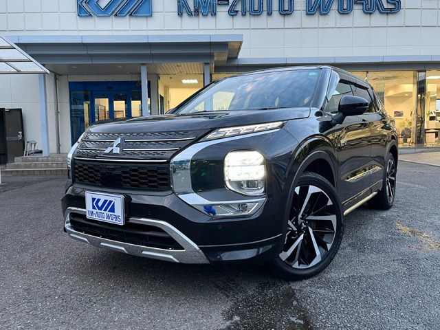 アウトランダー(三菱) PHEV 2.4 P 4WD 中古車画像