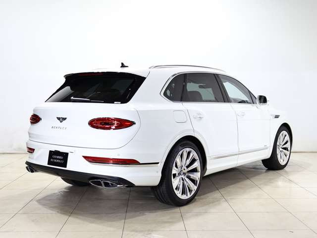 ベンテイガアズール 4WD