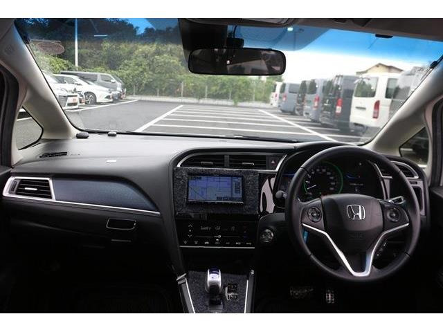 ���Ǝҗl�ւ̔̔��͂��f�肳���Ă��������܂��B �Ԍ������ԗ��̏ꍇ�́A�Ԍ����擾�������x�������z�ŕ\�����Ă���܂��B