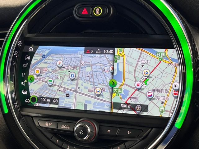 �������i�r:��̊��̂���i�r�́A����������ԓ������o���Ă���܂��B�I�[�f�B�I�@�\���[�����Ă���܂��̂ŁA�^�]�����y���߂܂���