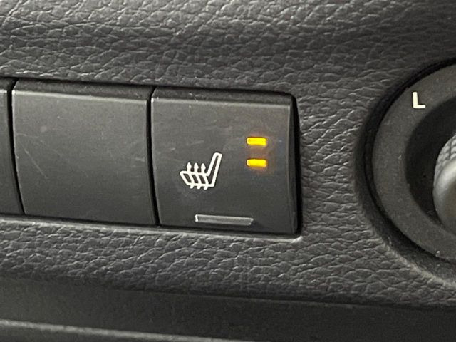 ���t�����g�V�[�g�q�[�e�B���O:�^�]�ȁE����ȋ��ɎO�i�K�Œ��߂��\�ȃV�[�g�q�[�^�[�𑕔����Ă���܂��B�G�߂��킸���K�ɂ��g�p���������܂��B