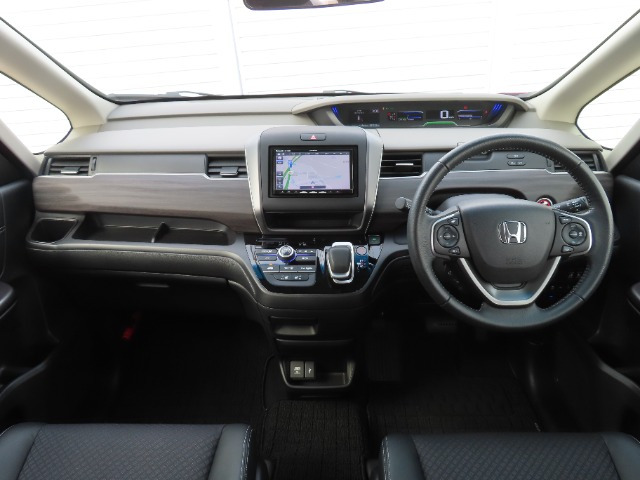 フリード+1.5 ハイブリッド G