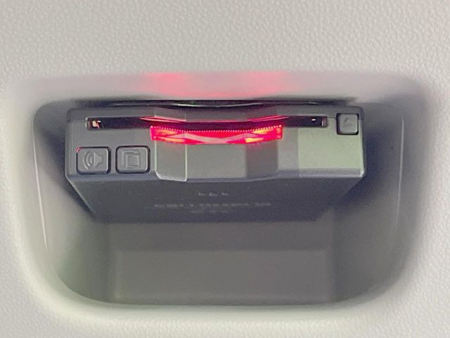 【ETC】高速道路の料金所をストレスなく通過!話題のスポットやサービスエリアに多い「スマートIC」利用時は必須のアイテムです。当店でセットアップを実施、ご納車当日からすぐにご利用いただけます!